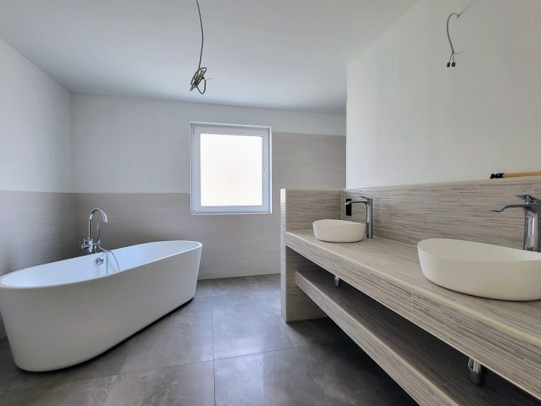 musterhaus-aachen-badezimmer-vorher